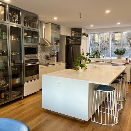 Queen Loft In Nature โตรอนโต ภายนอก รูปภาพ